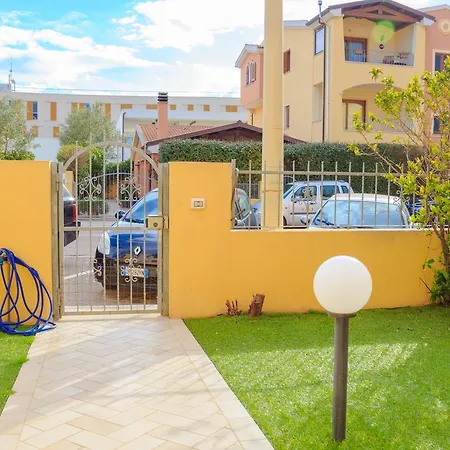 Sanpietroburgo 20 Apartman *