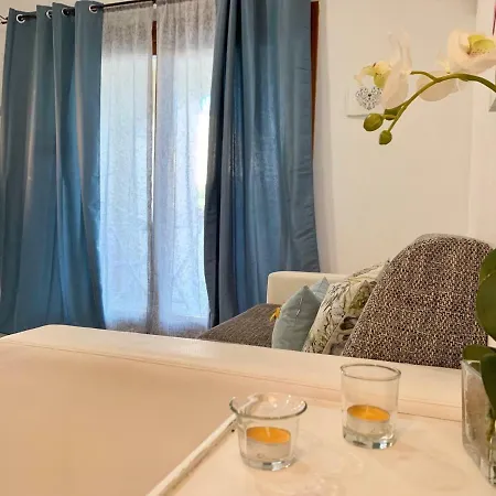 Sanpietroburgo 20 Apartman *
