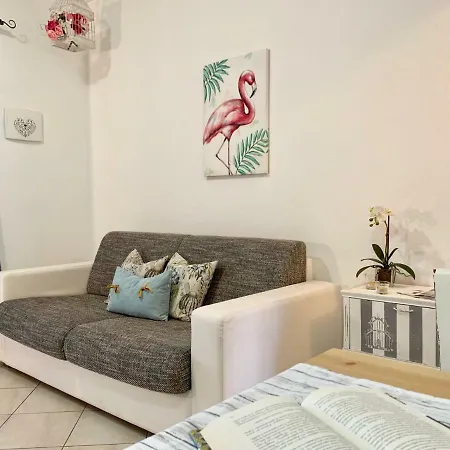 Sanpietroburgo 20 Apartman *